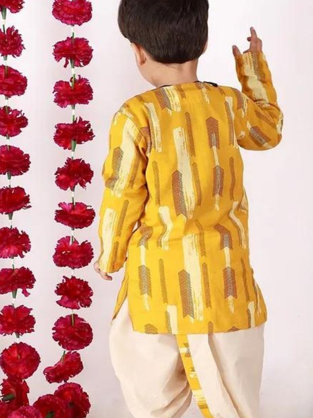 Yellow And Cream Printed Kurta And Dhoti