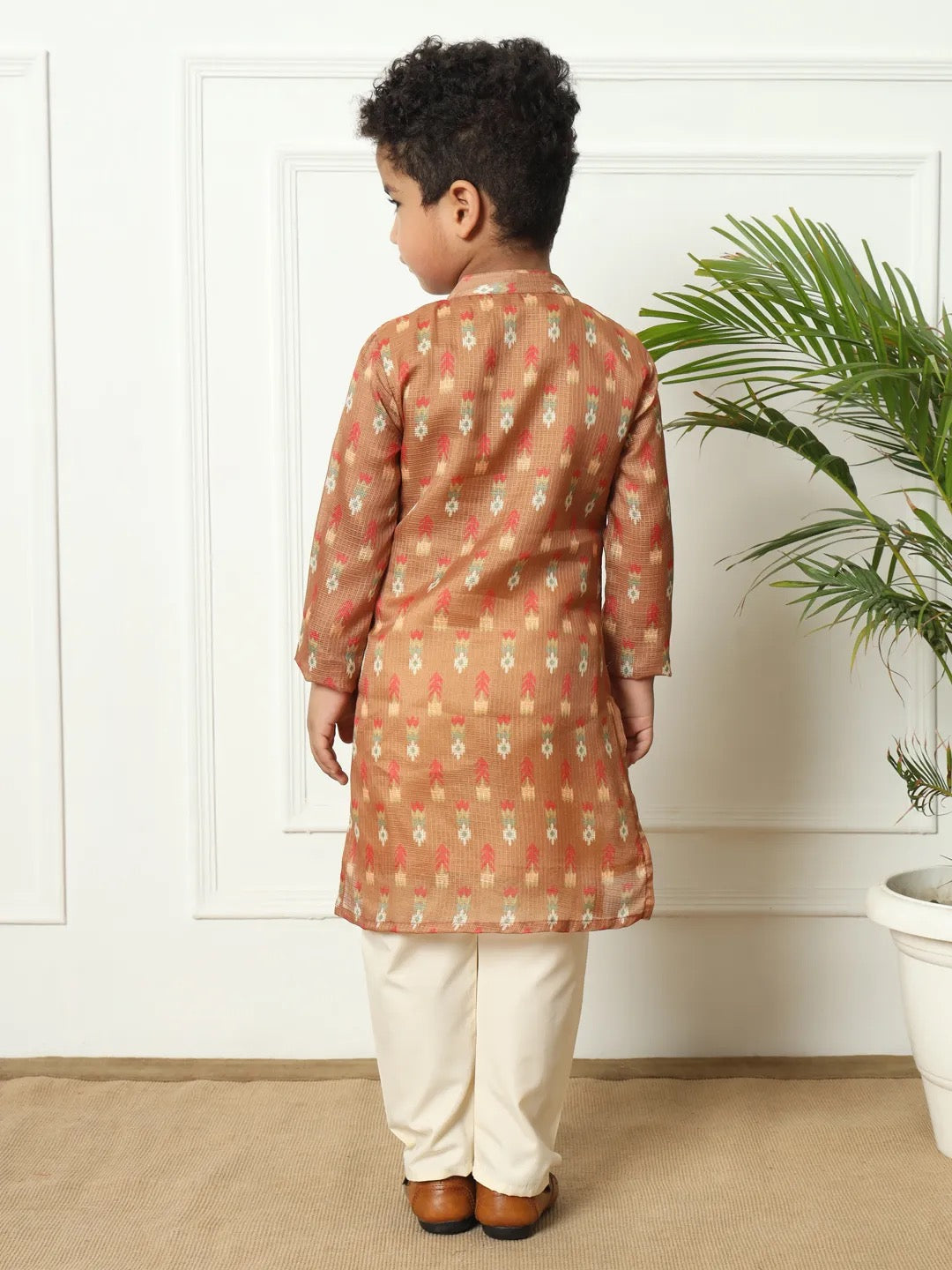 Brown Kurta And Pyjama