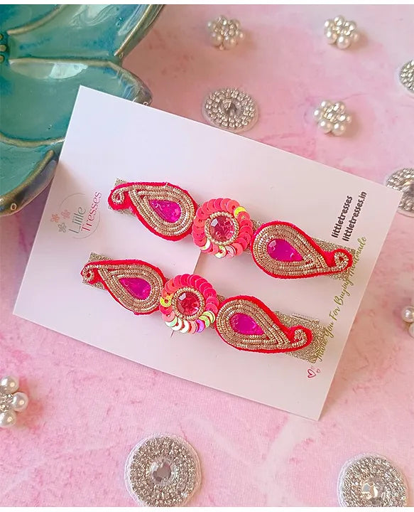 Embroidery Bow with Golden Arrow - Mustard